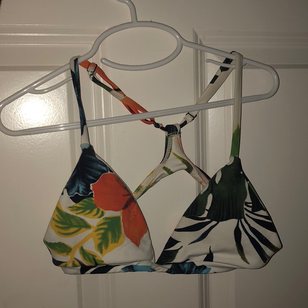 Midpri bikini top